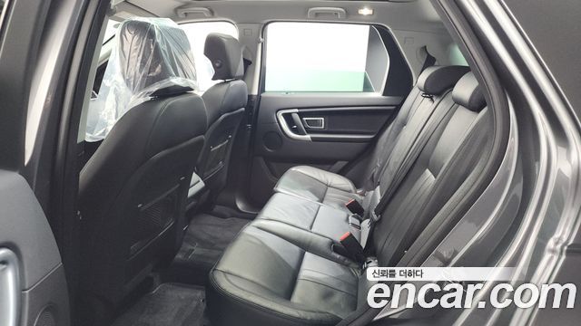 Land Rover Discovery Sport 2.0 TD4 SE 2018 — фото 18