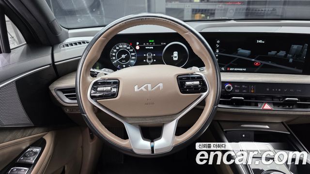Kia K8 2.5 Gasoline 2WD Noblesse 2022 — фото 13