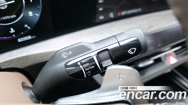 Kia K8 2.5 Gasoline 2WD Noblesse 2022 — фото 18