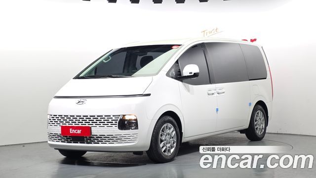 Hyundai Staria Tourer 9-Seater Modern 2022 — фото 1