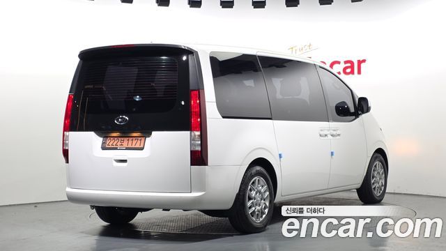 Hyundai Staria Tourer 9-Seater Modern 2022 — фото 2