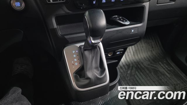Hyundai Staria Tourer 9-Seater Modern 2022 — фото 9
