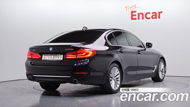 BMW 5 Series (G30) 520d xDrive Luxury Plus 2020 — фото 2