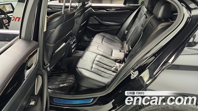 BMW 5 Series (G30) 520d xDrive Luxury Plus 2020 — фото 16