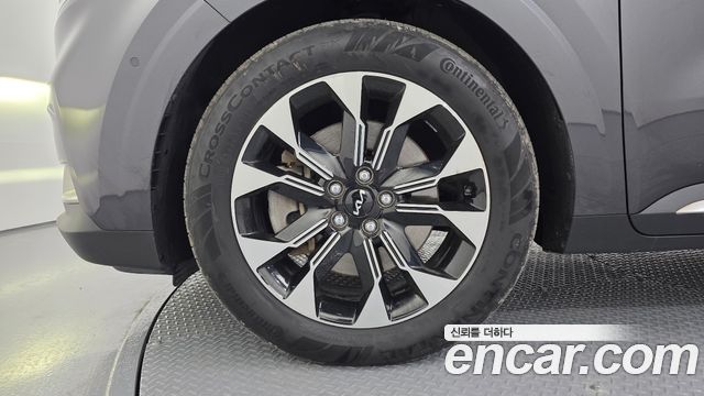 Kia Carnival (IV) Diesel 9-Seater Signature 2023 — фото 5