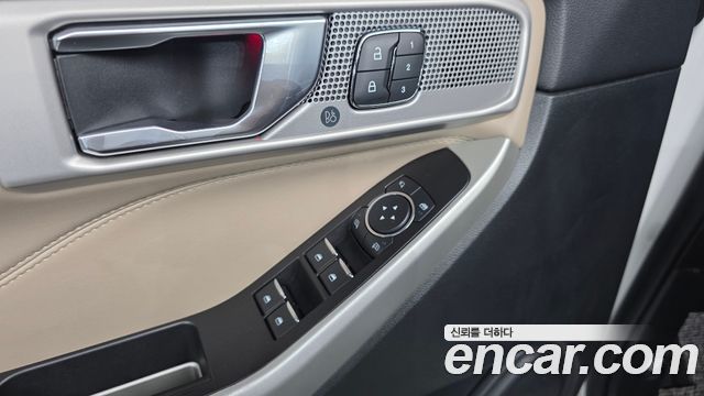 Ford Explorer (VI) 2.3 LimIted 4WD 2021 — фото 11