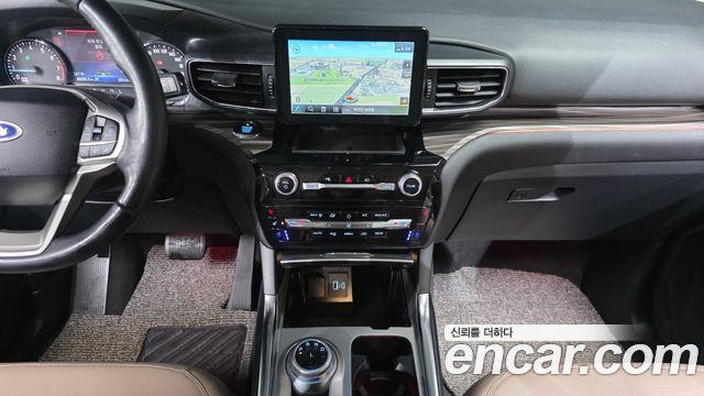 Ford Explorer (VI) 2.3 LimIted 4WD 2021 — фото 13