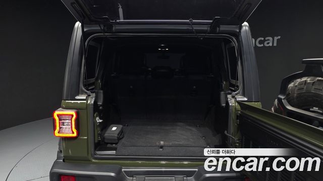 Jeep Wrangler (JL) 2.0 Rubicon 4Door Sarge Edition 2020 — фото 20