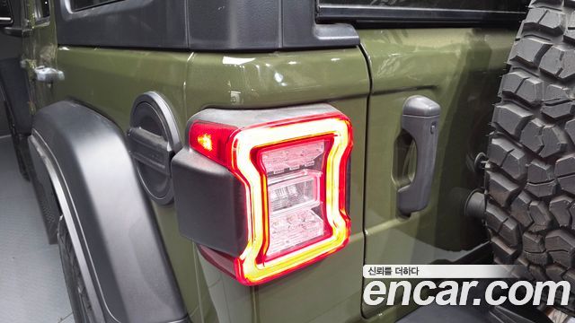 Jeep Wrangler (JL) 2.0 Rubicon 4Door Sarge Edition 2020 — фото 23