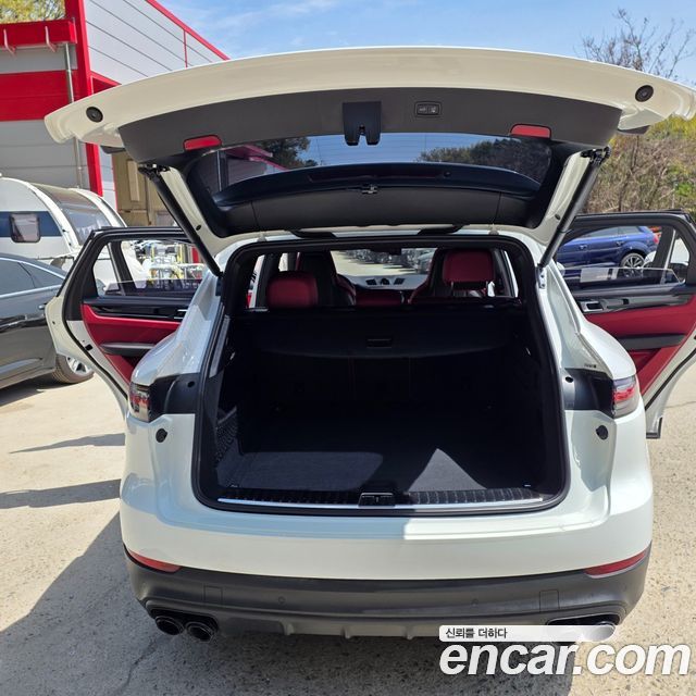 Porsche Cayenne (PO536) 3.0 PLATINUM EDITION 2023 — фото 19