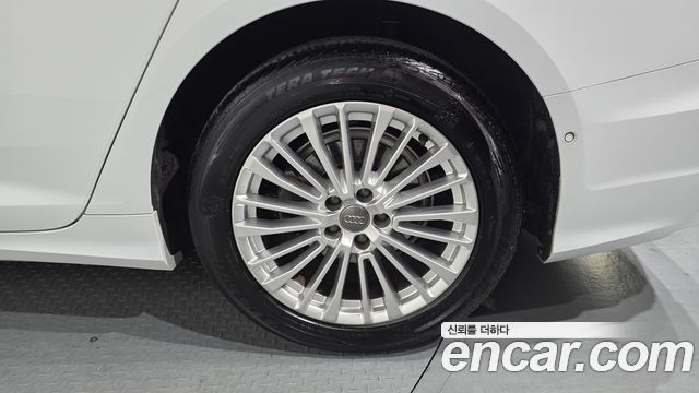Audi A6 (C8) 40 TDI Premium 2020 — фото 21