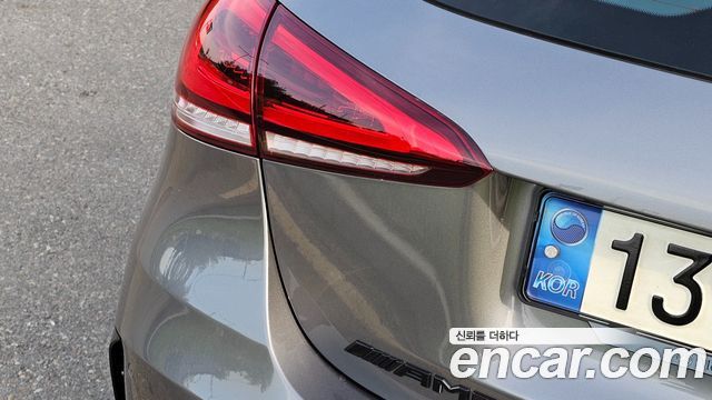 Mercedes-Benz A-Class (W177) AMG A45 4MAITC+ Hatchback 2021 — фото 16