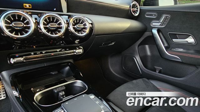 Mercedes-Benz A-Class (W177) AMG A45 4MAITC+ Hatchback 2021 — фото 21