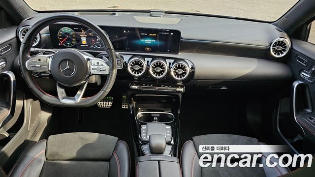 Mercedes-Benz A-Class (W177) AMG A45 4MAITC+ Hatchback 2021 — фото 24