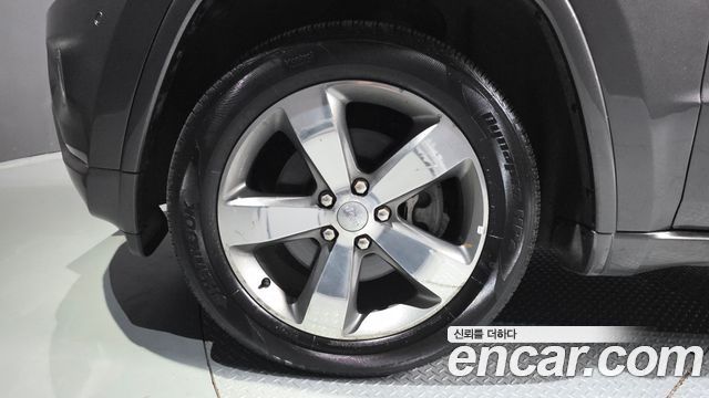 Jeep Grand Cherokee 3.0 Diesel Overland WK2 2015 — фото 5