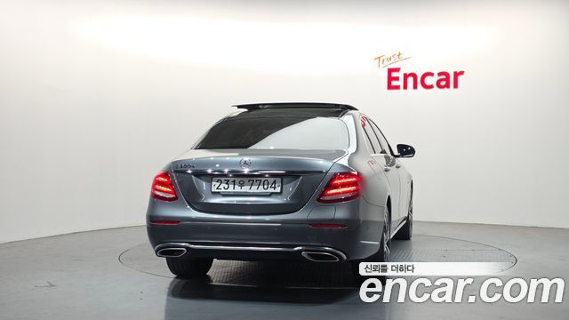 Mercedes-Benz E-Class (W213) E300e Exclusive 2019 — фото 4