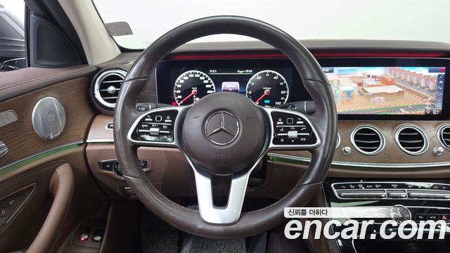 Mercedes-Benz E-Class (W213) E300e Exclusive 2019 — фото 13