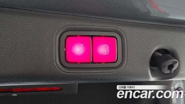 Mercedes-Benz E-Class (W213) E300e Exclusive 2019 — фото 18