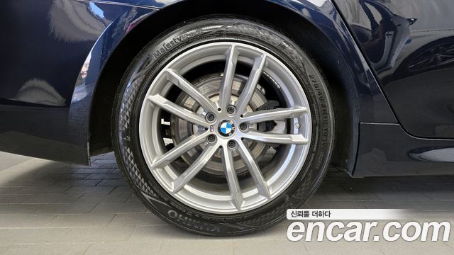 BMW 5 Series (G30) 520d xDrive M Sport Package Plus 2019 — фото 5