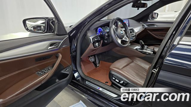 BMW 5 Series (G30) 520d xDrive M Sport Package Plus 2019 — фото 10