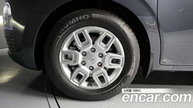 Hyundai Staria L3.5 Cargo 5-Seater Modern 2022 — фото 5