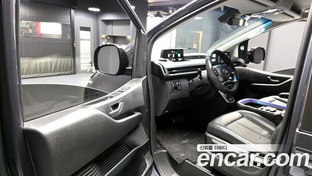 Hyundai Staria L3.5 Cargo 5-Seater Modern 2022 — фото 10
