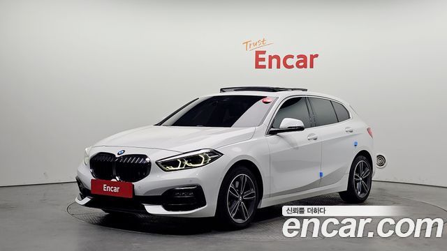 BMW 1 Series (F40) 120i Sports