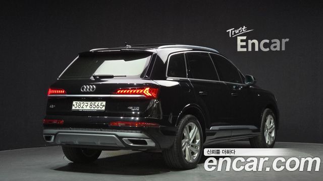 Audi Q7 (4M) 45 TDI Quattro Premium 2022 — фото 2