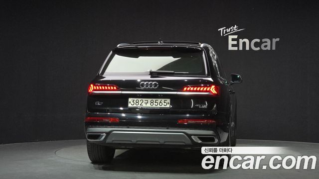 Audi Q7 (4M) 45 TDI Quattro Premium 2022 — фото 4