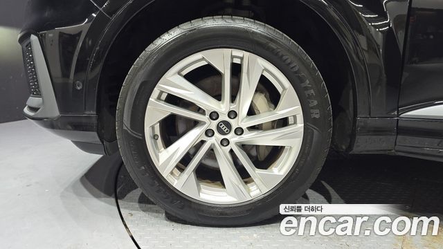 Audi Q7 (4M) 45 TDI Quattro Premium 2022 — фото 5