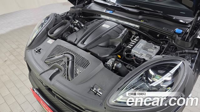 Porsche Macan 2.9 GTS 95B 2024 — фото 6