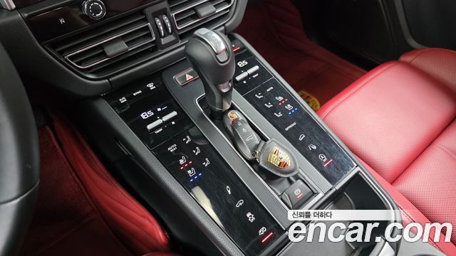 Porsche Macan 2.9 GTS 95B 2024 — фото 9