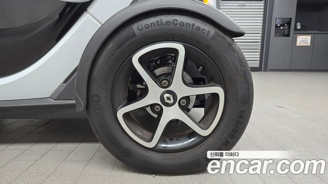 Renault Korea Twizy Life(2-Seater) 2020 — фото 21