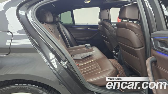 BMW 5 Series (G30) 530i M Sport Package Plus 2020 — фото 11