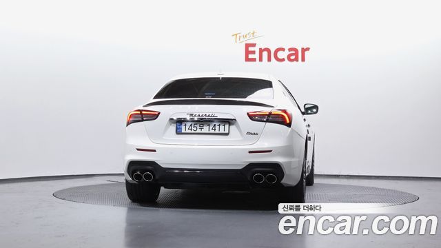 Maserati Ghibli 3.0 Diesel GranSport 3rd 2018 — фото 4