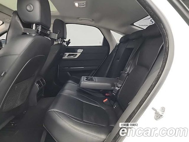 Jaguar XF (X260) 20d Prestige 2017 — фото 16