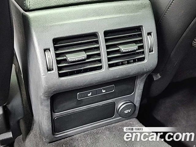 Jaguar XF (X260) 20d Prestige 2017 — фото 17