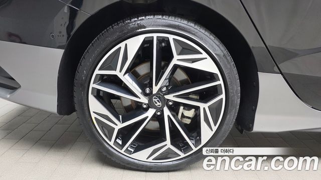 Hyundai Ioniq 6 Long Range AWD Prestige 2023 — фото 5