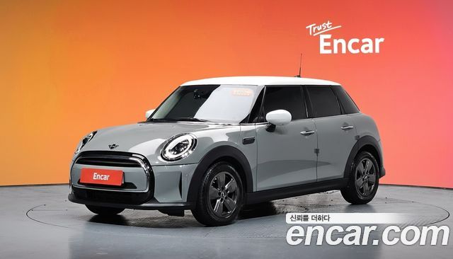 MINI Cooper 5Door Classic Third Generation