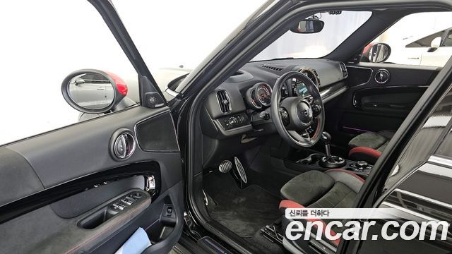 MINI Cooper S Countryman JCW 2nd 2018 — фото 10