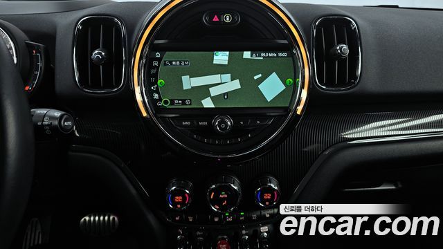 MINI Cooper S Countryman JCW 2nd 2018 — фото 18