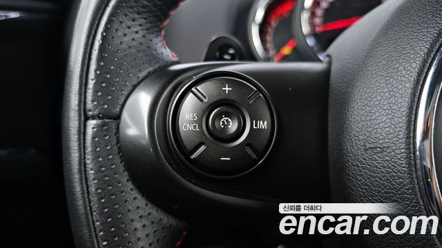 MINI Cooper S Countryman JCW 2nd 2018 — фото 23