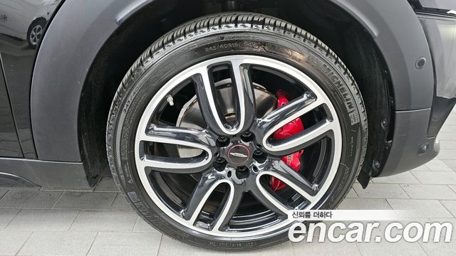 MINI Cooper S Countryman JCW 2nd 2018 — фото 27