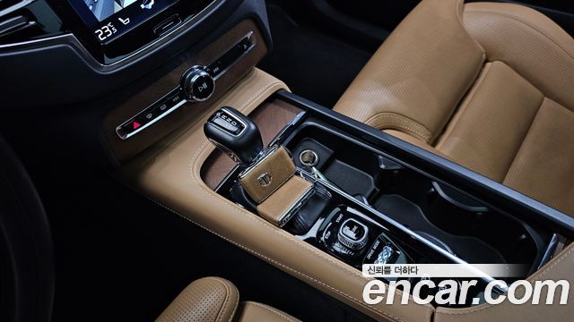 Volvo XC90 (II) T6 Inscription 2017 — фото 9