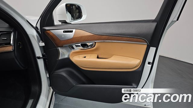 Volvo XC90 (II) T6 Inscription 2017 — фото 24