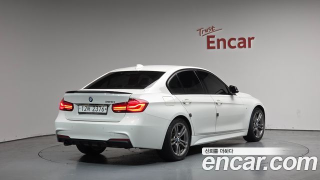 BMW 3 Series (F30) 320i M Sport Shadow 2018 — фото 2