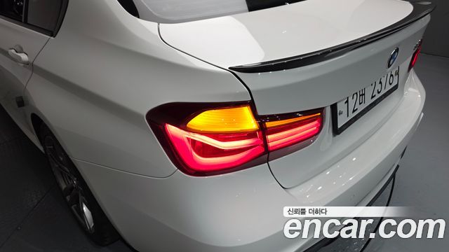 BMW 3 Series (F30) 320i M Sport Shadow 2018 — фото 23