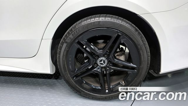 Mercedes-Benz CLS-Class (C257) CLS300d 4MATIC 2022 — фото 21