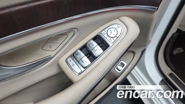 Mercedes-Benz S-Class (W222) S560L 4MATIC 2019 — фото 28