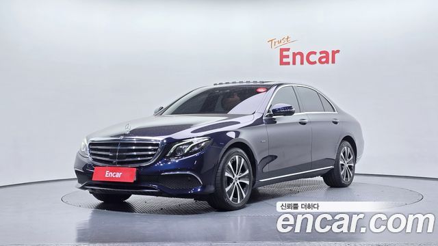 Mercedes-Benz E-Class (W213) E300e 4MATIC Exclusive 2020 — фото 1